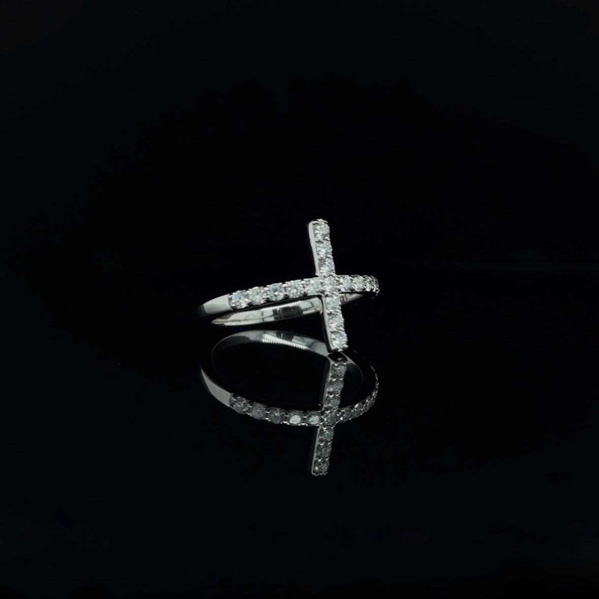 14K Gold 0.54 CT Natural Diamond Cross Ring