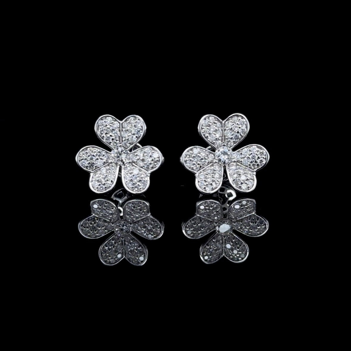 14K Gold Natural Diamond Shamrock Clover Earrings